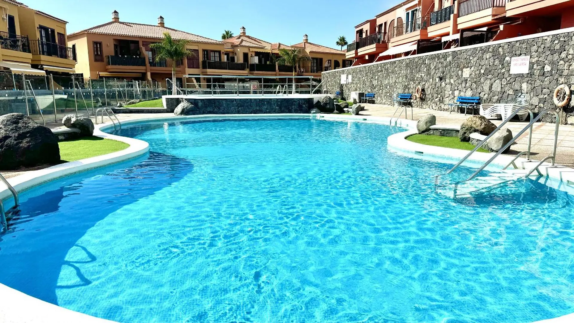 Atlantico Sun Garden By Deihu Experiencias Apartment Arona  Spain